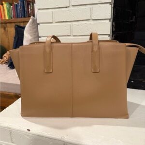 Freja New York Paloma Tote *Latte* - Structured Bag